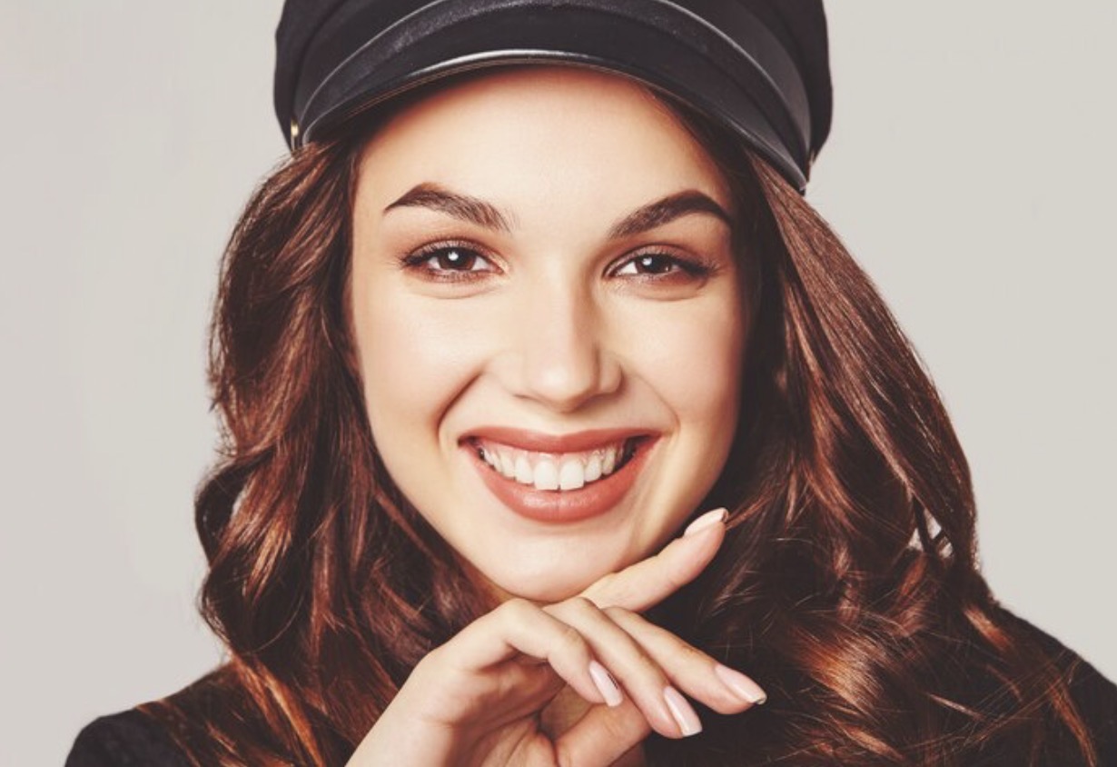 Hollywood smile design